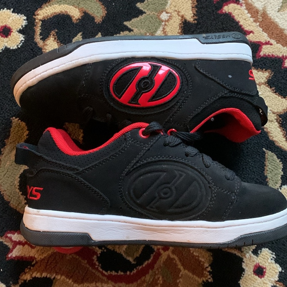 😎Kids Heelys😎